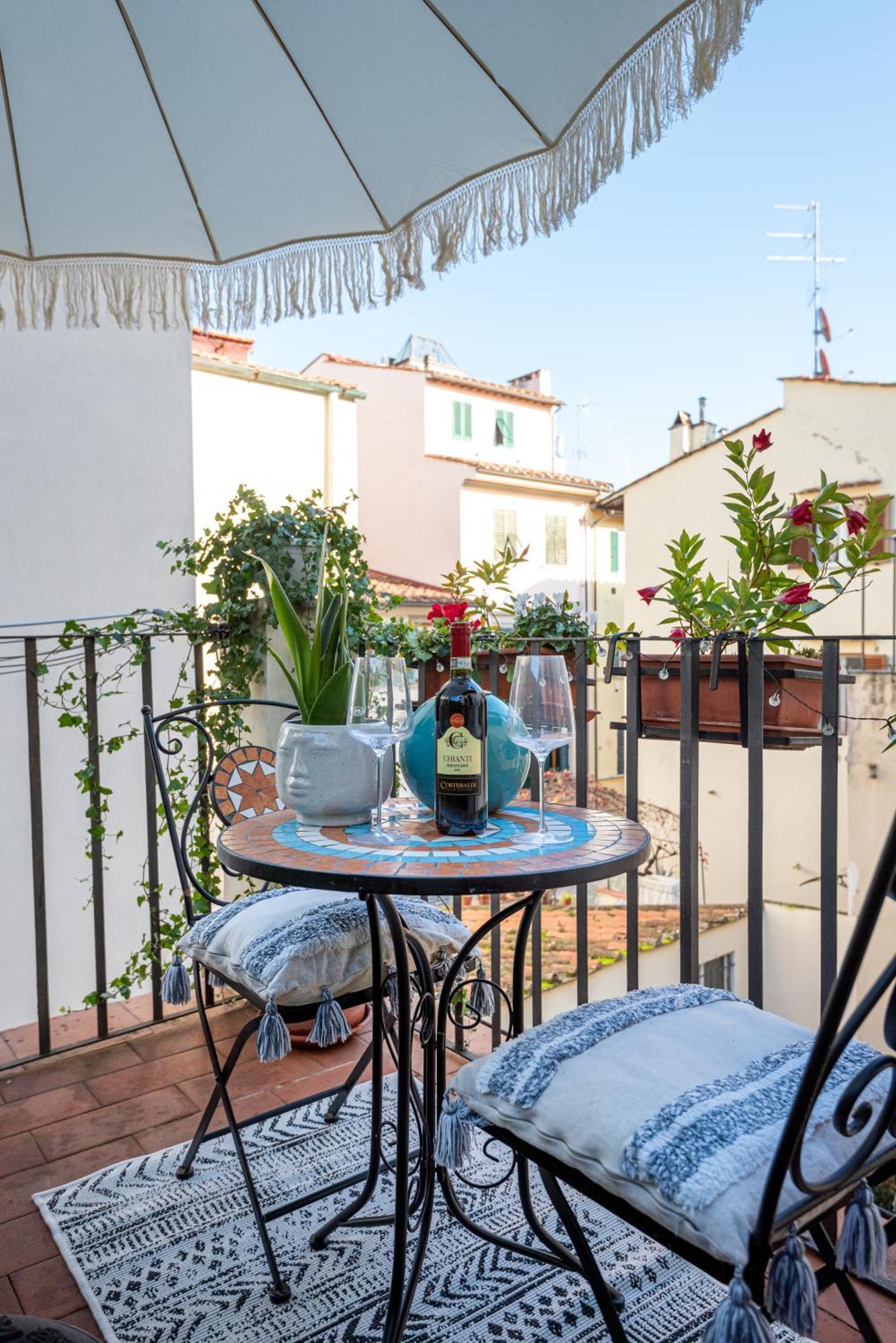 House Of Happy Hours With Terrace Florencja Zewnętrze zdjęcie